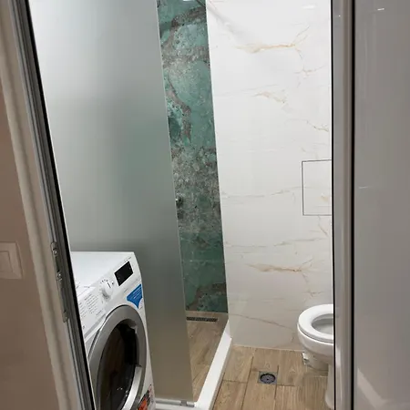 Apartament T&h Center