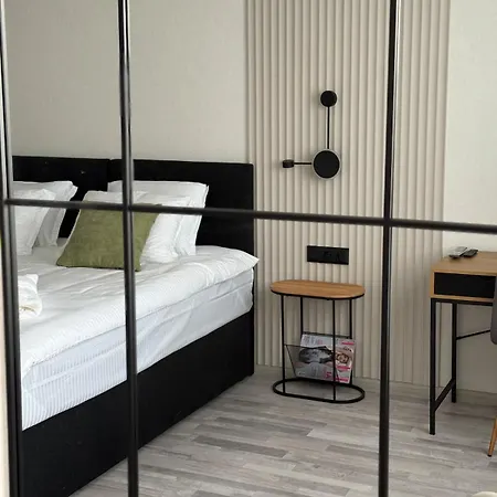 T&h Center Apartament Sliven