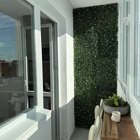 Apartament T&h Center *