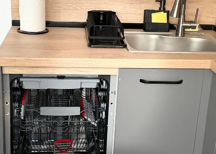 T&h Center Apartment