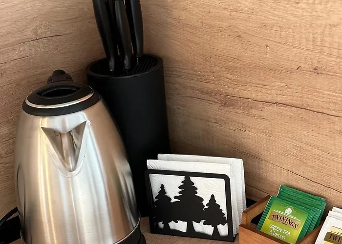 Apartment T&h Center