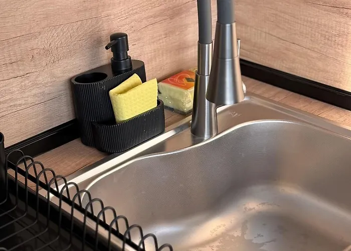 T&h Center Apartment