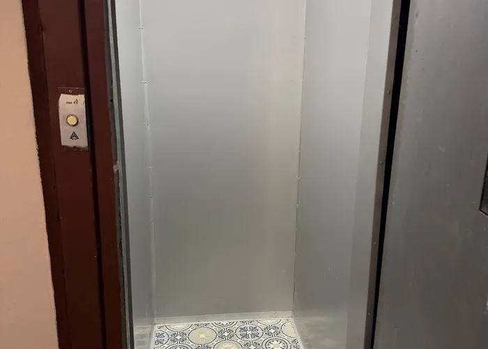 T&h Center Apartment Sliven